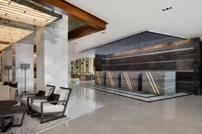 Marriot Airport Hotel - Image 5