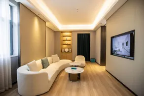 Yulin Tianfeng International Hotel (Wanda Branch) - Image 3