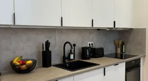 Luxuriöses 3-Zimmer-Apt I Terrasse I Familienfreundlich I Küche I Netflix I Kostenloser Parkplatz I 125 m2 - Image 5