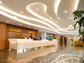 GreenTree Eastern Rizhao High Speed Railway Station Hotel - Image 3