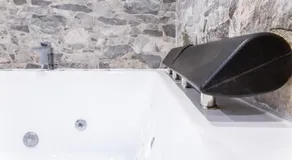 Jacuzzi y vistas panorámicas a Grandvalira I AndStay - Image 3