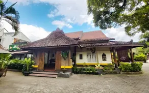 Urbanview Monginsidi Heritage Yogyakarta - Image 2