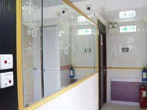 Yue Ka Hotel 99 Argyle Street - Image 3
