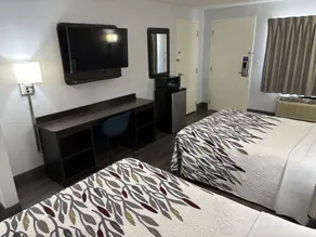 Red Roof Inn Birmingham – Highway 280 - Image 5