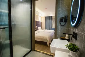 Superior Hotel (Fuzhou Red Star Macalline, Nanchang University) - Image 5