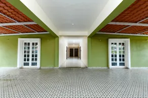 THE HILL SIDE Luxurious Suites - Image 5
