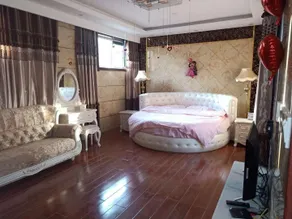 Helu Hotel - Image 2
