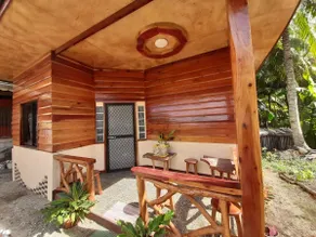 Ana's Bungalow - Image 2