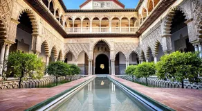 Home2Book Bright Apartment in Seville - Image 4