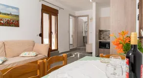 Akrotiri Apartments - Image 2