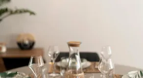Chaleureux, lumineux et confortable F2 rénové en plein coeur de Nancy - Image 3