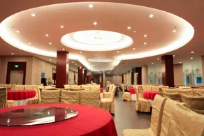 Zhong Yuan Hotel - Image 3