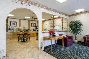 Rodeway Inn & Suites - Image 1