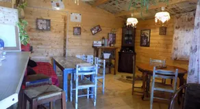 Aux Roses - Image 3