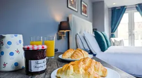 Hendon Street En-suite Homestay Rooms Nr Beach & Walk to Cafes - Image 4