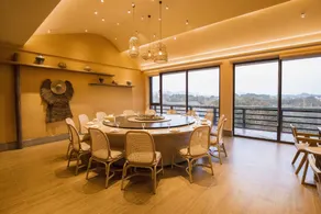 SHIJIYUAN Hot Spring Holiday Hotel - Image 5