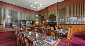 Empire Hotel Queenstown - Image 2