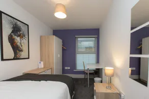 8 Samuel Street - Image 3