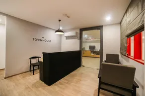 Townhouse 557 Near Golf course road - Image 4