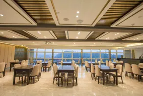 Golden Sunshine Hotel - Image 3