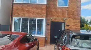 Reading Guest House - Image 3