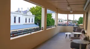 Shamrock Hotel Kyneton - Image 4