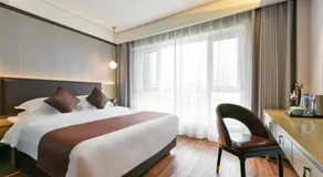 GYA Langfang Art Avenue International Airport Hotel - Image 2
