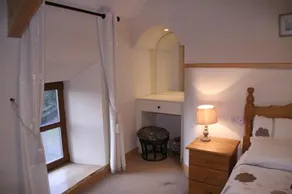Suaimhneas Country Cottage - Image 1