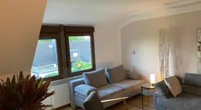 Unter dem Dach mit Parkplatz - Image 2