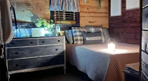Angies Country Cabins Off Grid Cabins with shared hot tub access Open year round Shared Bathroom access which is not in cabin and hot breakfast add on for extra fee available on weekends only - Image 4