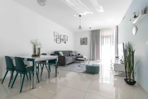 Amazing 1 bedroom in best location/parking - Image 4