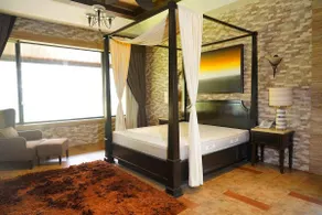 Luxury 4 Bed Hill Villa w Pool, Jacuzzi & Garden - Image 2