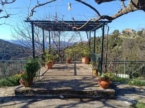 Hillview Holiday Home in Kalavrouza - Image 3