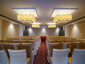 Hotel Ganpat Grand Palani - Image 4