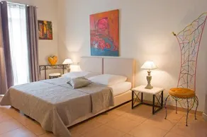 Petit Hotel Marseillan - Image 1