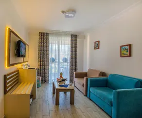 Club Big Blue Suit Hotel - All Inclusive Plus - Image 1