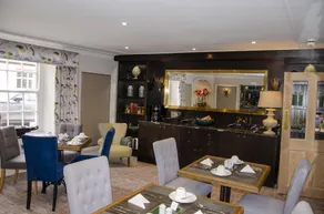 Castle View Guest House - Image 5