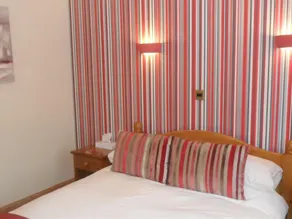 Rob Roy - Self Check-In Boutique Accommodation - Image 4