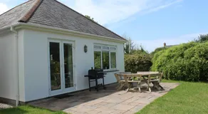 Bramble Cottage - Luxury Holiday Cottage - 4 Beds 3 Baths - Parking - Beach 1 Mile - Fenced Child & Dog Friendly - EV Chrger - Image 4