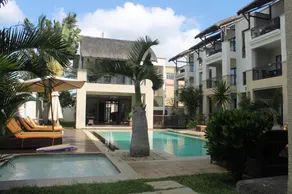Grand Bay Suites - Image 2