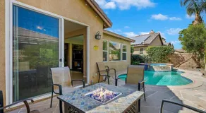 Pool & Spa Gated Community Walk to Festivals! - Image 5