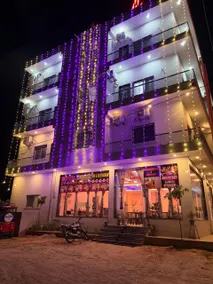 Hotel Glorious Inn - Image 5