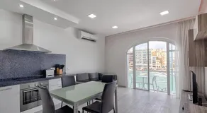 Seafront Designer Bliss in Central St Julian's - Image 2