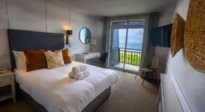 The Cliff House Hotel - Image 2