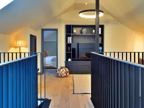 Holiday Home in Kent with Hot Tub  Games Room - Image 4