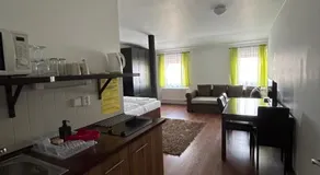 Motel R10 - Image 2