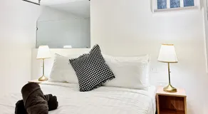 Lynhomes 20 The Establishment Bangsar Stylish Studio Loft - Image 2