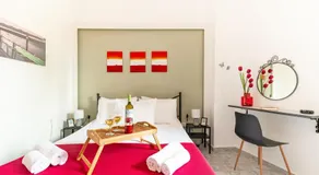 Litsa's Suite - Image 2