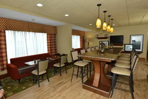 Hampton Inn Winchester - Image 2