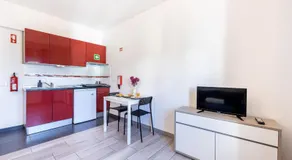 Stay on Top Apartments - Image 4